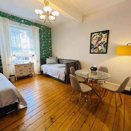 Old Town Centre Apartment 5 Mins To Edinburgh Castle Exterior photo